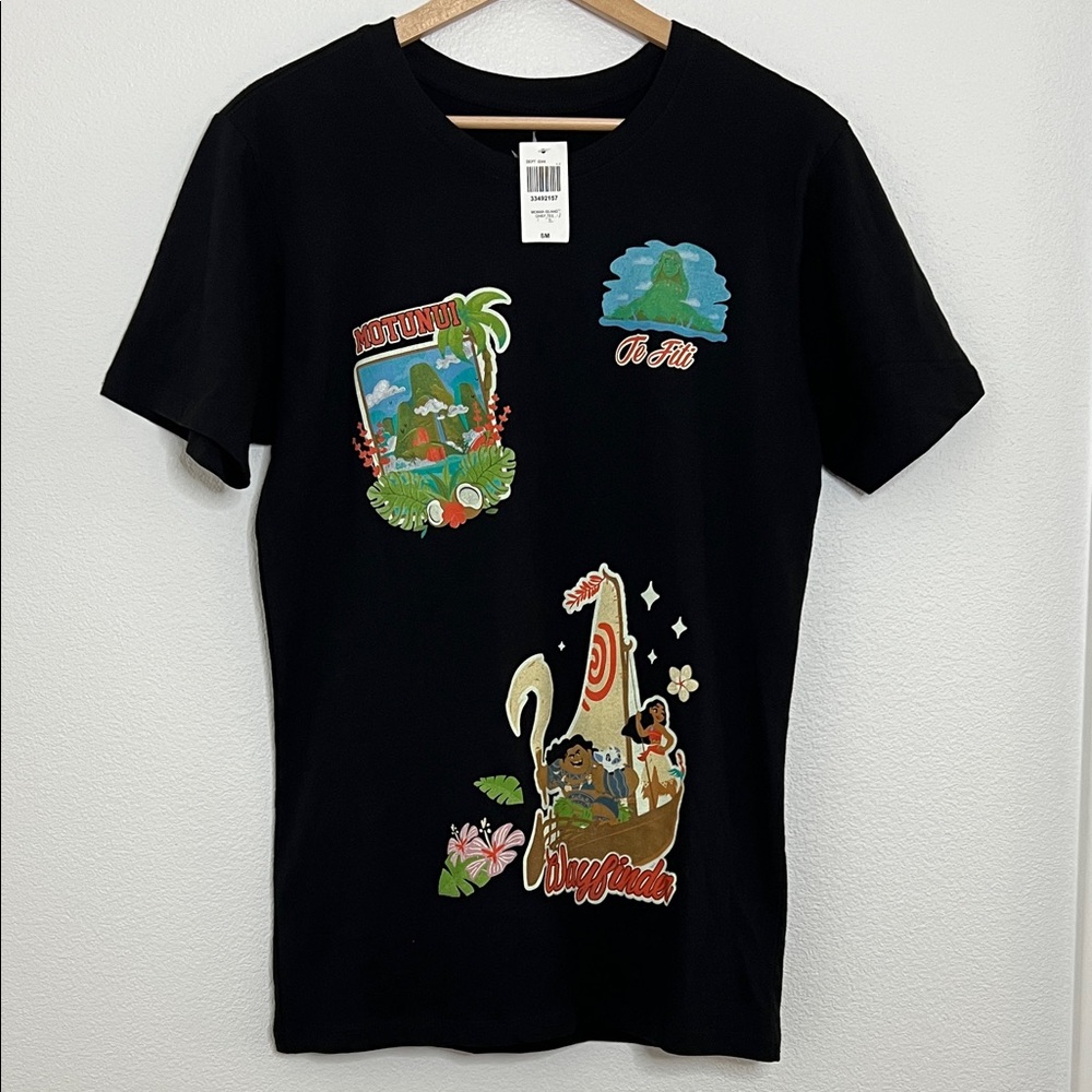 Disney Moana Island Chief Graphic Tee